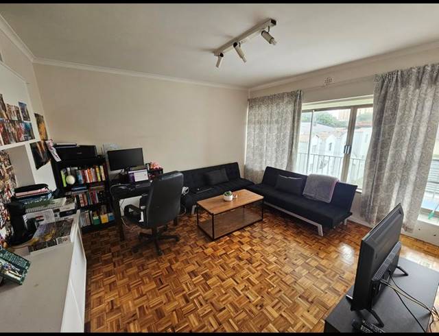 1 BEDROOM PROPERTY TO RENT IN RONDEBOSCH